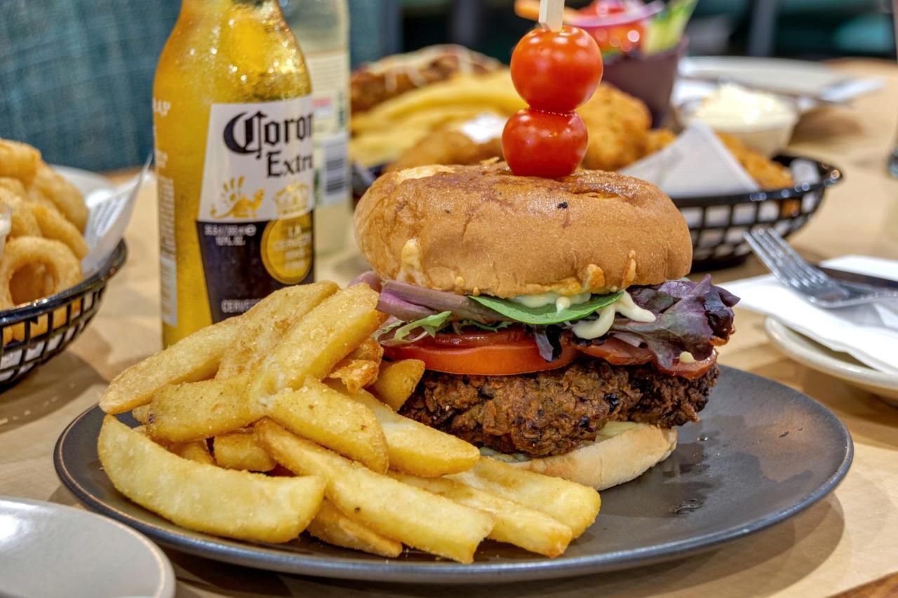 Gawler Arms Hotel Bagian luar foto