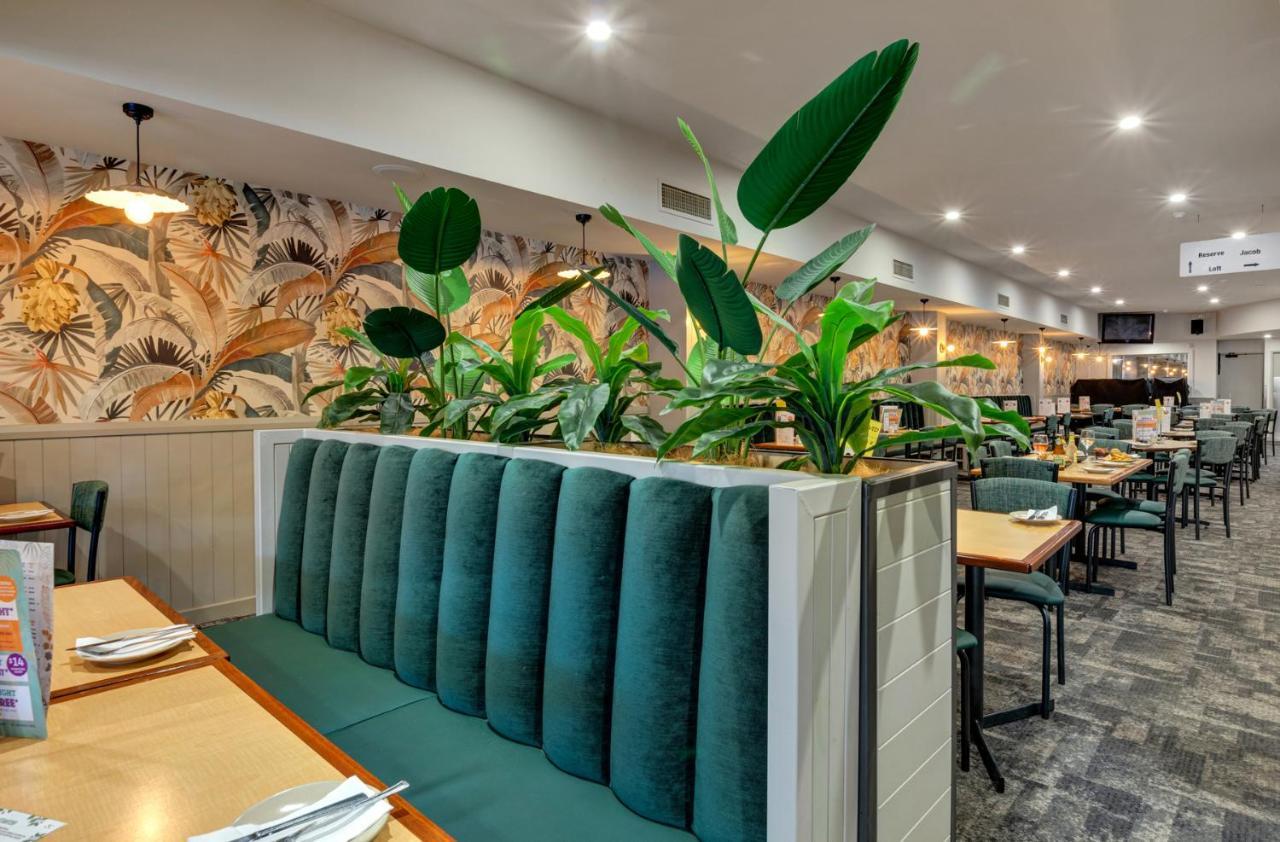 Gawler Arms Hotel Bagian luar foto