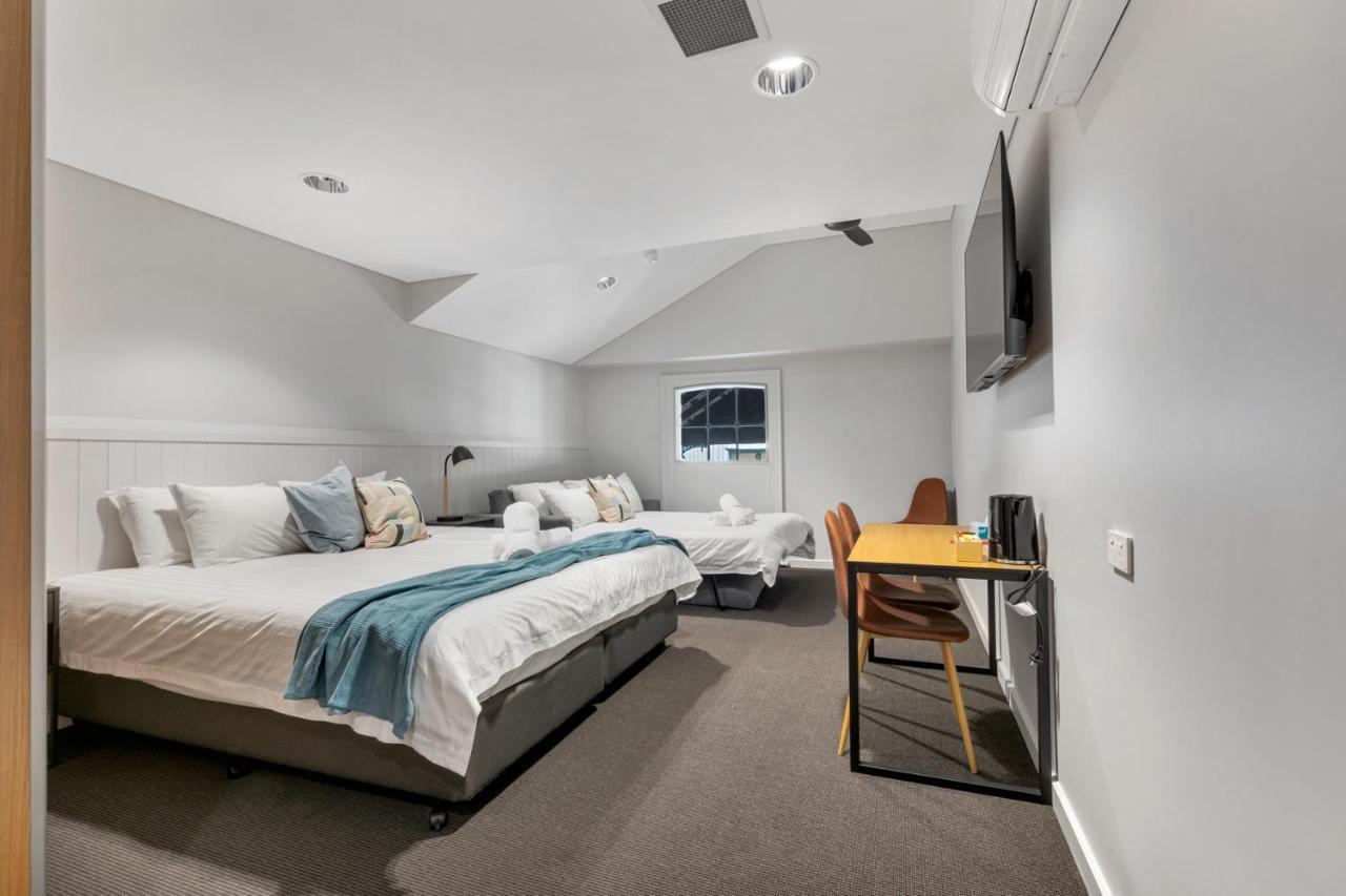Gawler Arms Hotel Bagian luar foto